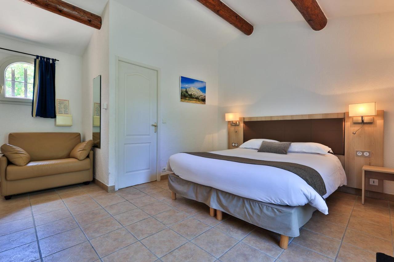 Logis Hôtel&Spa Déjeunez Sous L'Arbre Rousset  Esterno foto