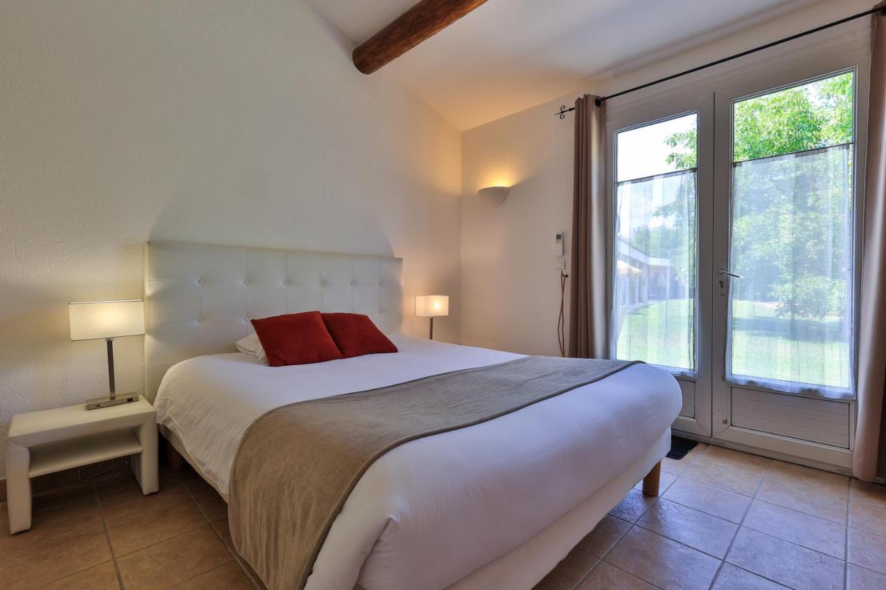 Logis Hôtel&Spa Déjeunez Sous L'Arbre Rousset  Esterno foto